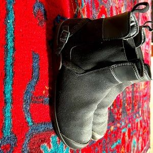 Xero Vienna Black Pull-On Boots